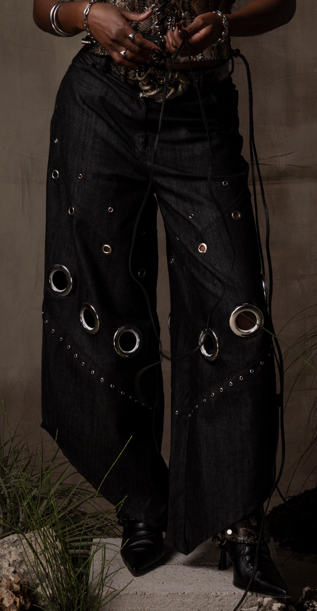 DENIM RODEO GROMMET PANTS